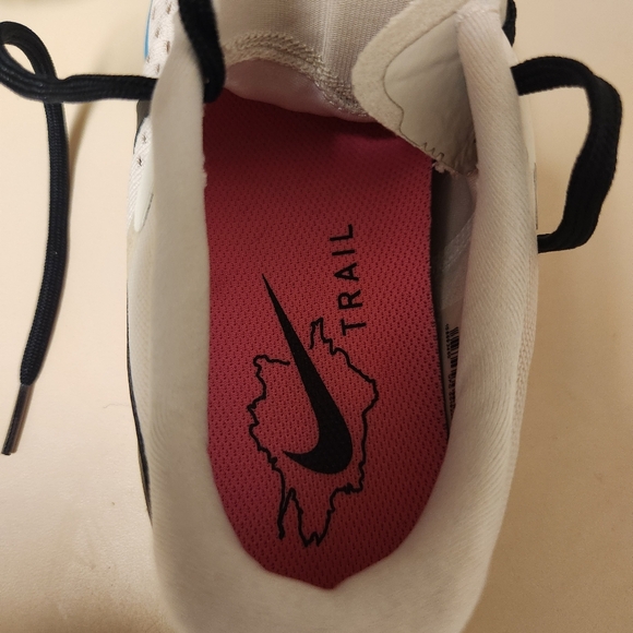 Nike Air Zoom Terra Kiger 5 Pink Blue Trail Running Shoes Women's Sz 8 - Picture 6 of 8